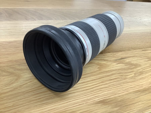 Canon(キヤノン)の望遠ズームレンズ、EF70-200mm F1:4 L IS USM