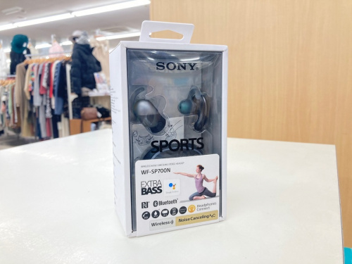 オーディオ機器のヘッドホン