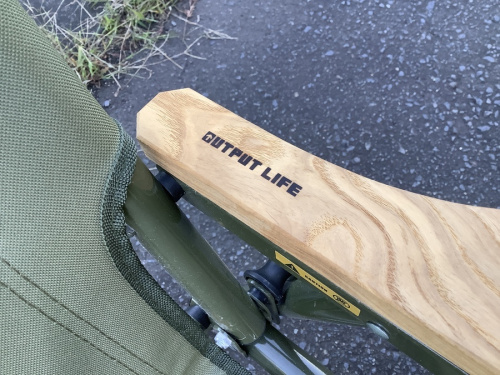 アウトドアチェアのOUTPUT LIFE