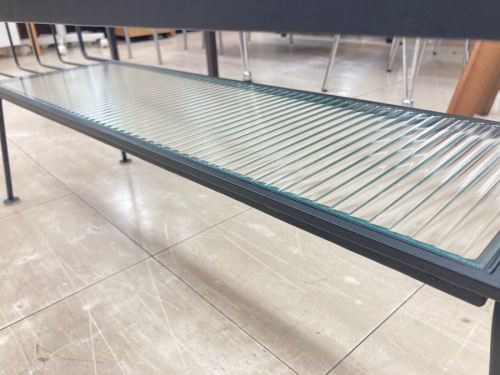 ローテーブルのUNICO