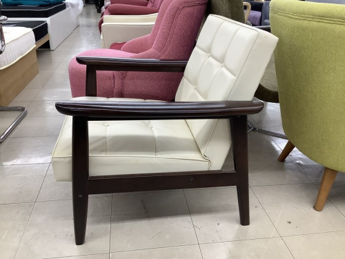 カリモクのKチェア