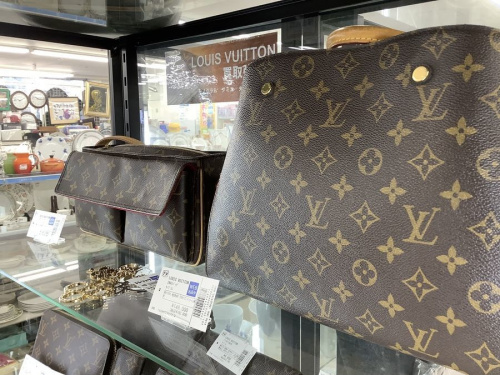 LOUIS VUITTONのCOACH