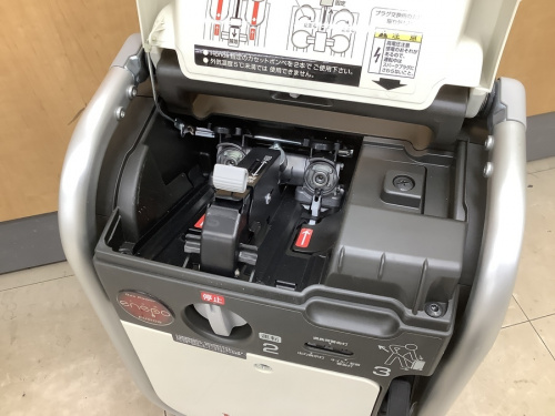 キャンプ用品の発電機