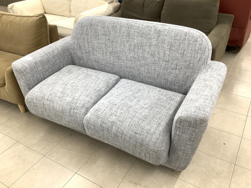 ソファの学習机