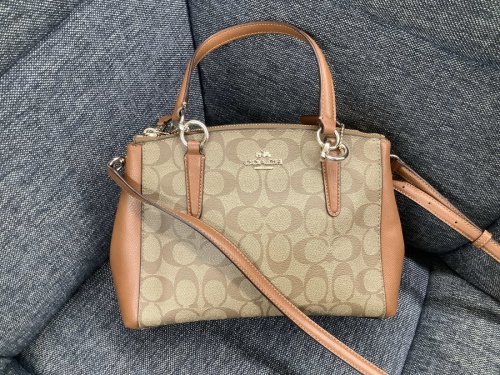 COACHのBURBERRY