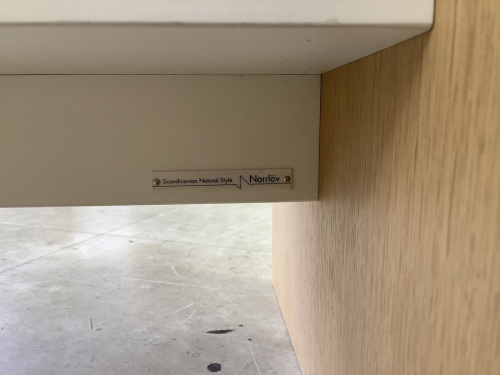 ローボード・テレビ台のテーブル