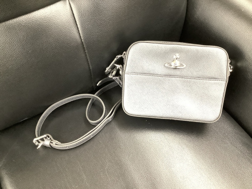 レディースファッションのバッグ