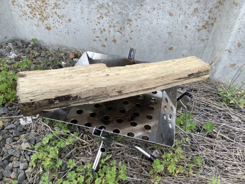 焚き火台のUNIFLAME