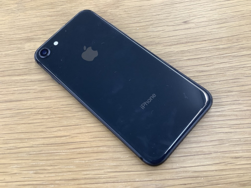スマートフォンのiPhone8