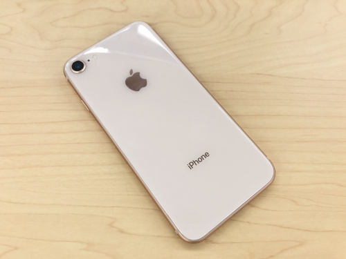 スマートフォンのiPhone8