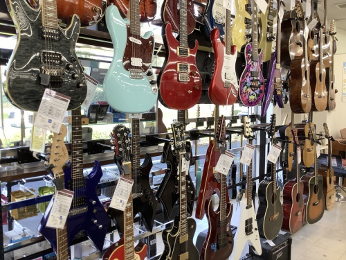 ギターの中古楽器