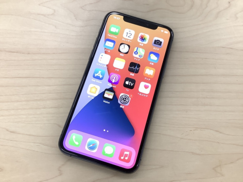 モバイル機器のスマートフォン