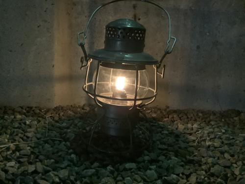 アウトドアのランタン