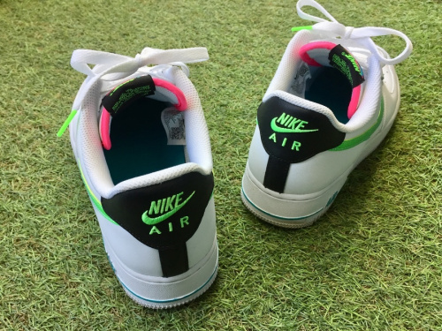 ナイキのスニーカー