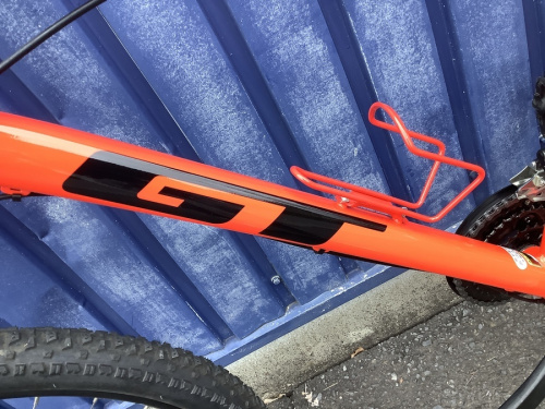 マウンテンバイクの自転車