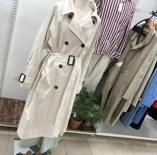 マウンテンパーカーのダウンジャケット