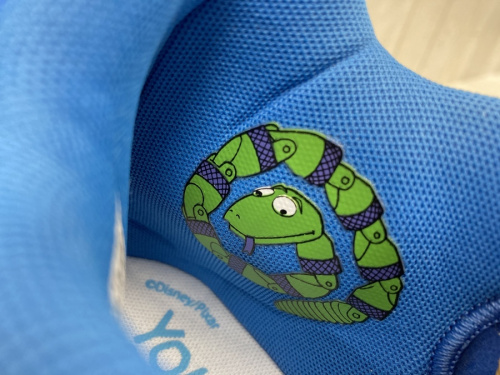 スニーカーの時計