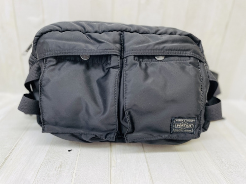 ウエストバッグのPORTER