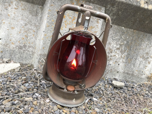 アウトドアのランタン