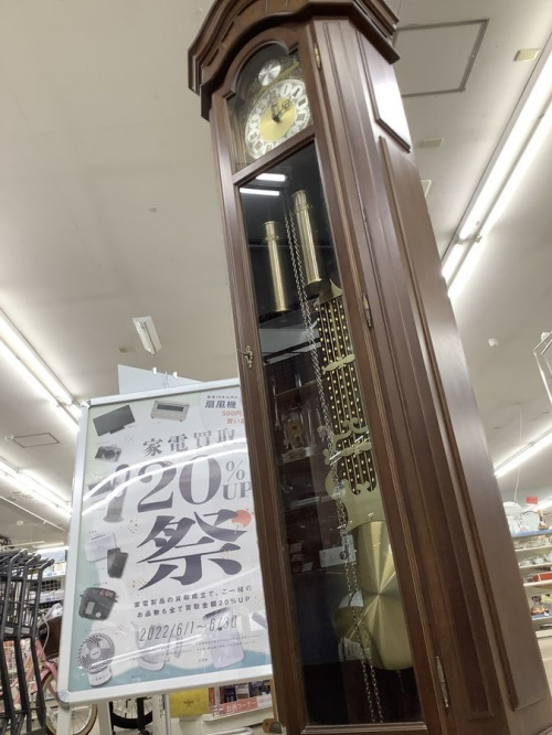 インテリアのアンティーク置時計