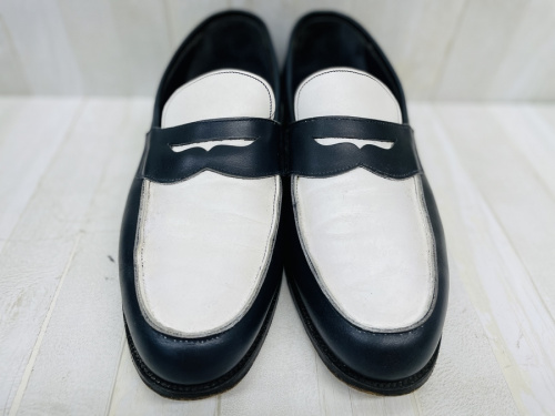 コインローファーのTRICKER'S