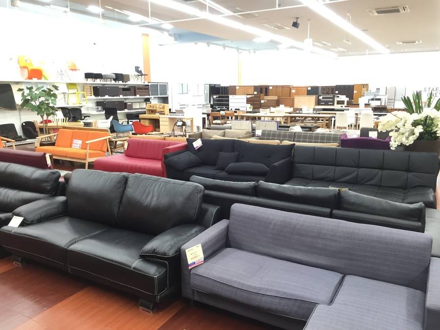 【軽トラ無料貸し出し】【DOORS LIVING PRODUCTS】【3人掛けソファー】【トレファク所沢店】 DOORS LIVING PRODUCTSの3人掛けソファーをご紹介します｜2025年05月20
