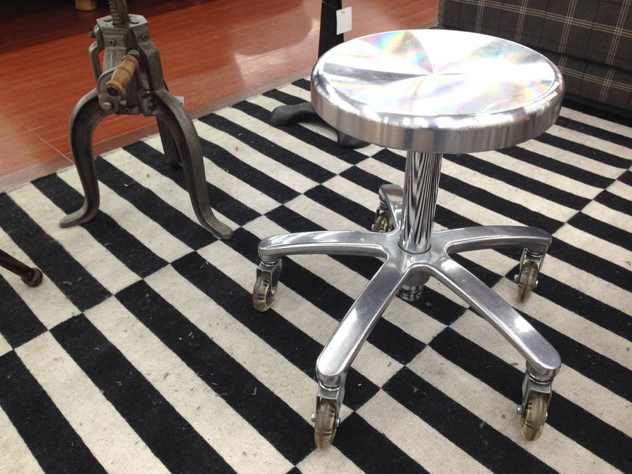 タカラベルモントのDスツール入荷！【所沢店】｜2016年01月26日