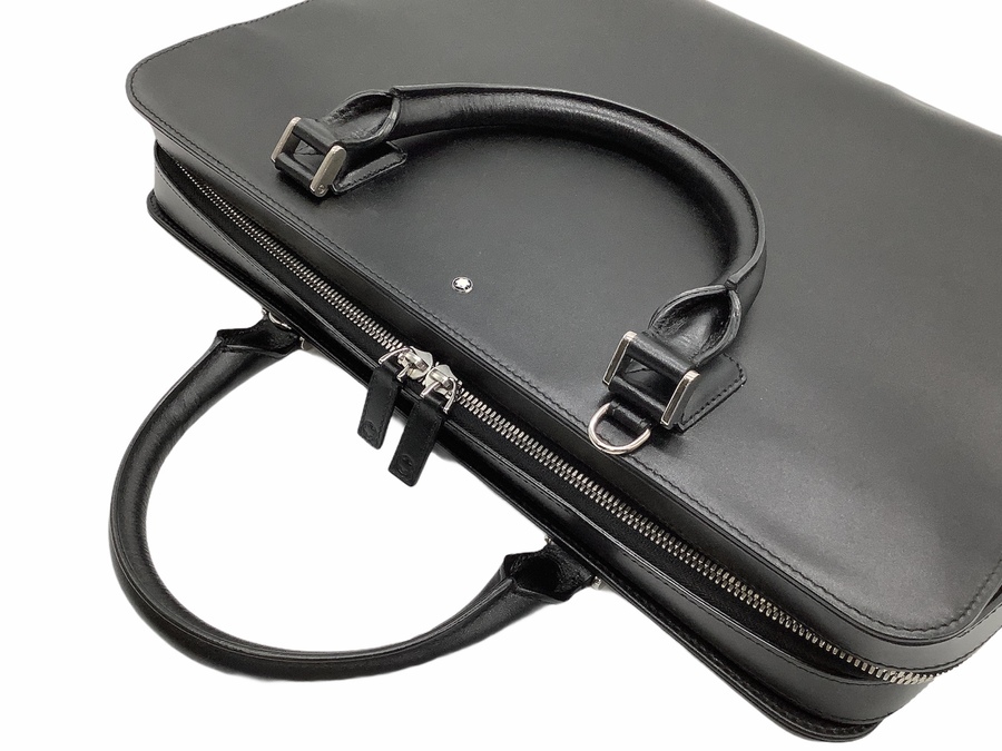 ✨モンブラン✨ブリーフケース ロゴ金具 ブラック 大型 MONTBLANC（モンブラン） ビジネスバッグ レザー ブラック ブリーフ