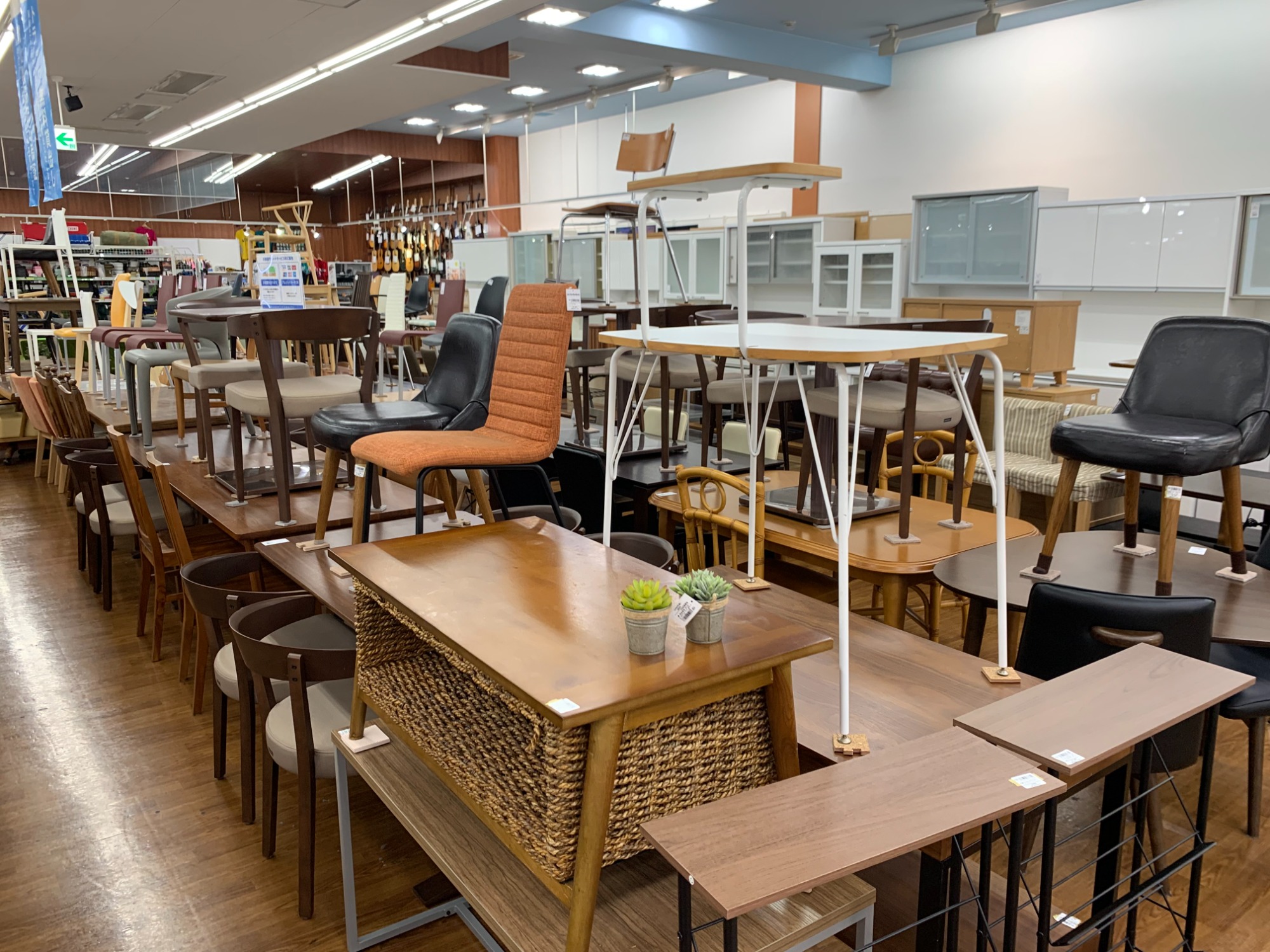 3枚扉キッチンカウンター【トレファク所沢店】 【公式通販】
