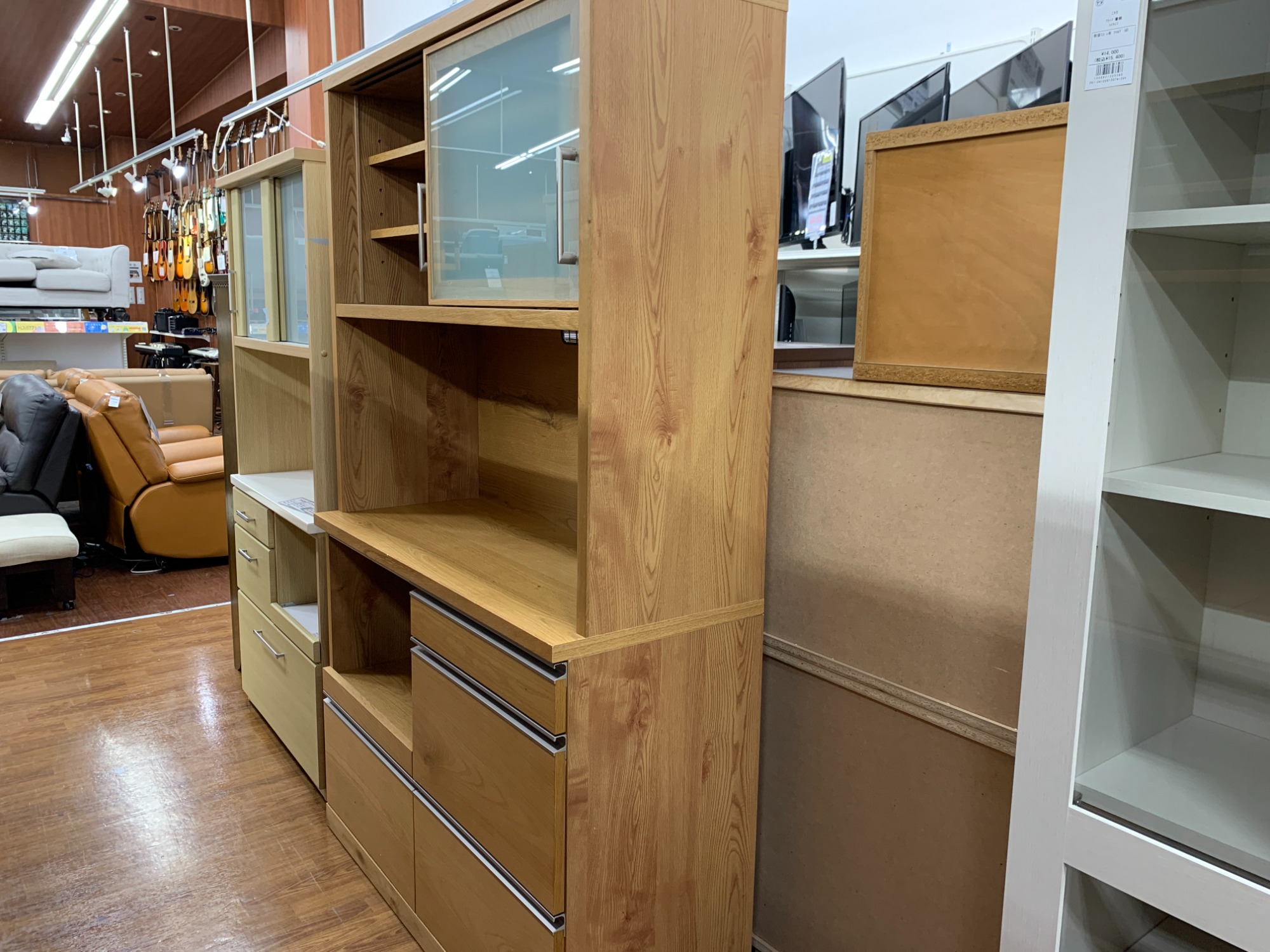 本日は河口家具製作所2枚スライド扉レンジボードのご紹介です 本日は河口家具製作所2枚スライド扉レンジボードのご紹介です