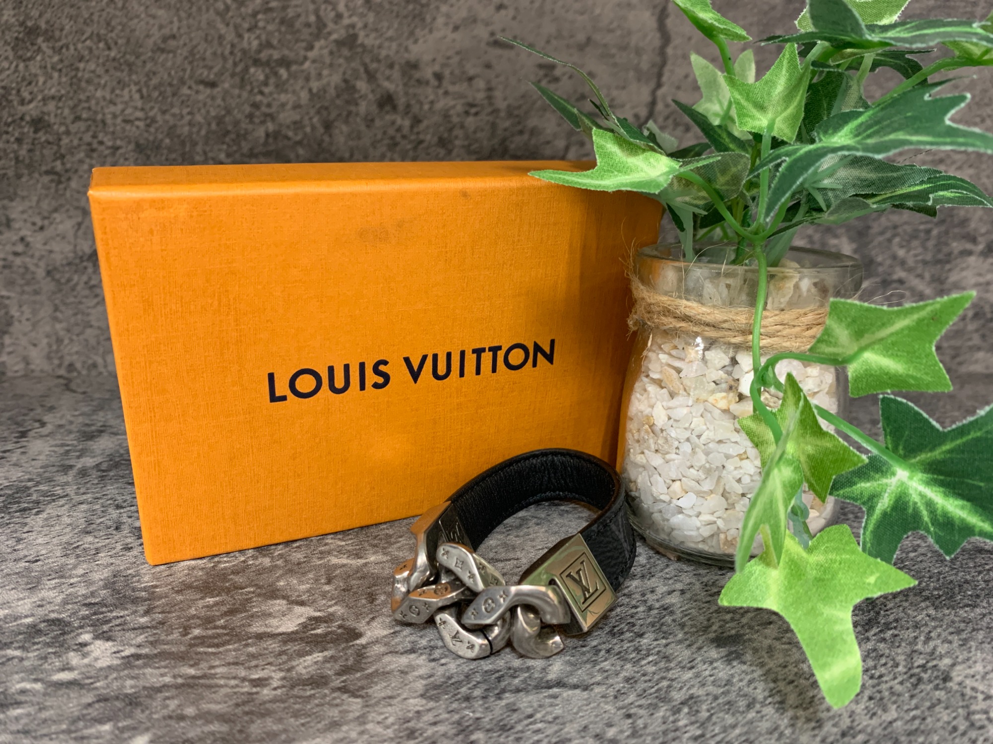 【光沢感あるチェーンが美しい♪】ルイヴィトン★ブレスレット LOUIS VOITTONブレスレット