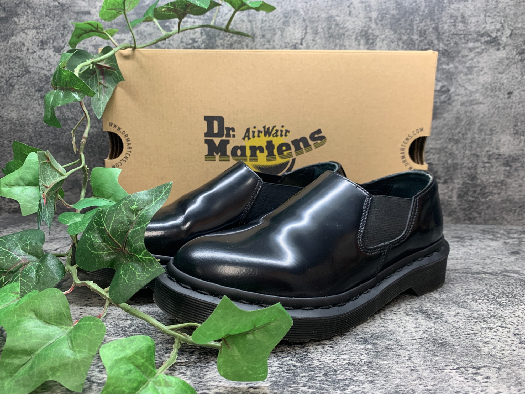 Dr. Martens 光沢のある黒 ドレスシューズ 未使用品 ドクターマーチン DR.MARTENS × フラグメント fragment