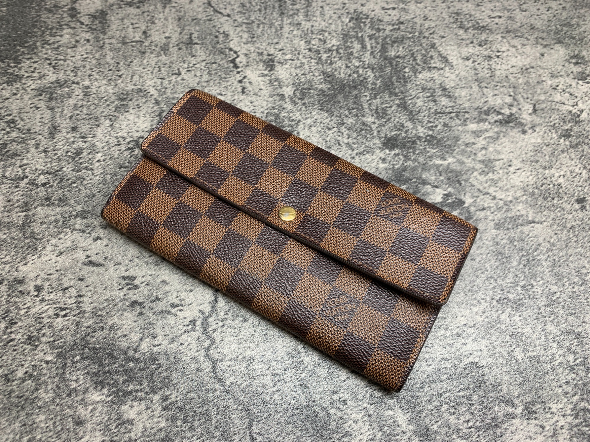 Louis Vuitton ダミエ長財布 LOUIS VUITTONの長財布（ダミエ）をご紹介します♪｜2025年10月