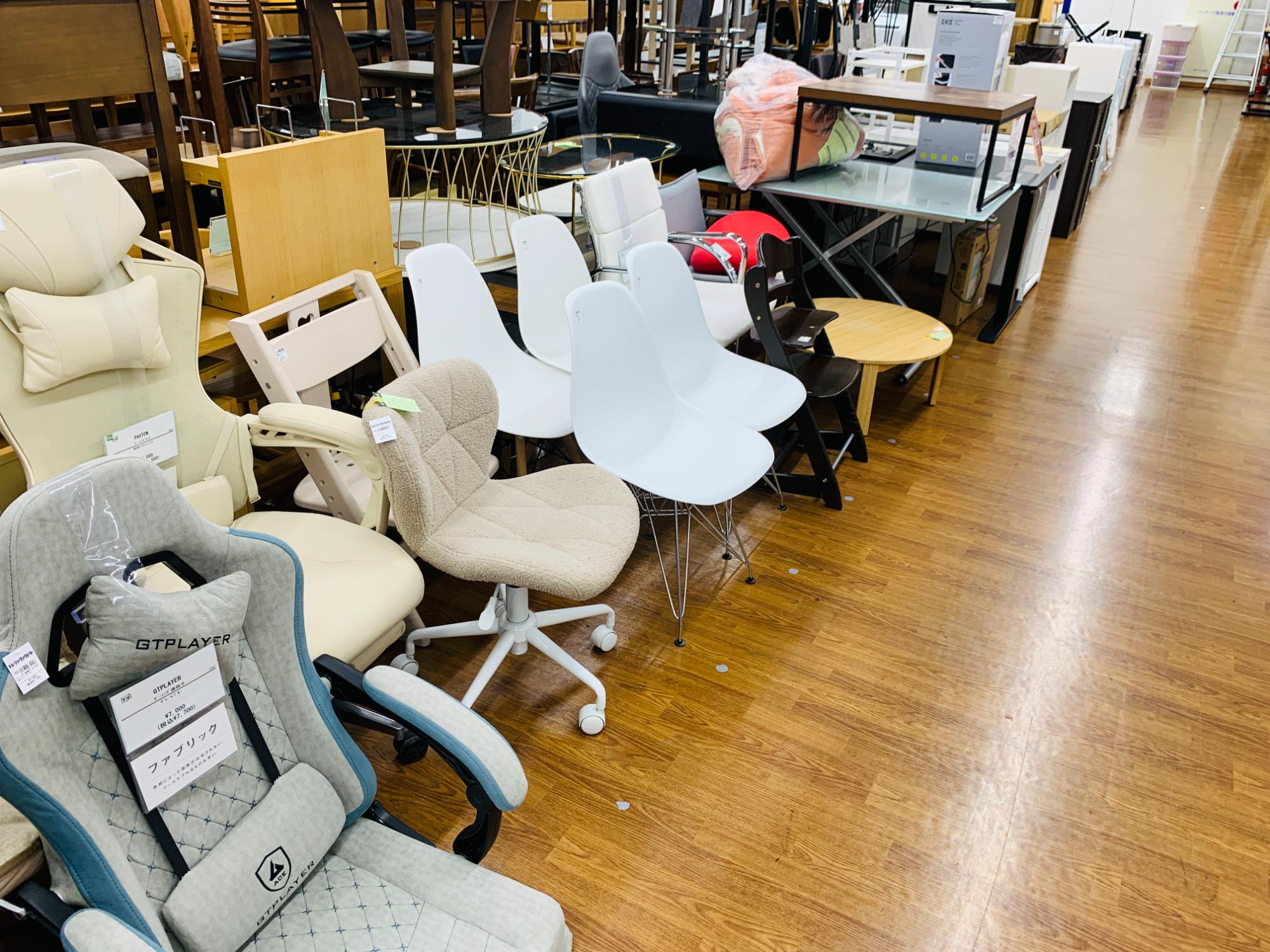 karimoku Kチェア【トレファク所沢店】 カリモク60 2人掛けソファーが入荷しました！！｜2026年04月11日