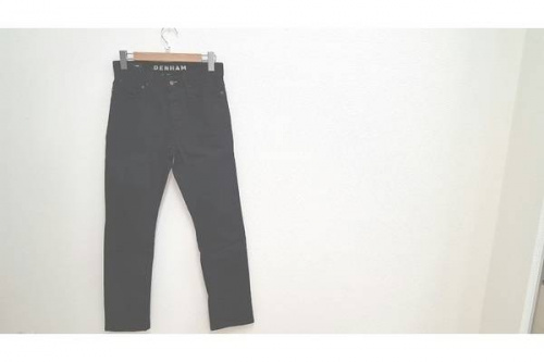 メンズファッションのパンツ