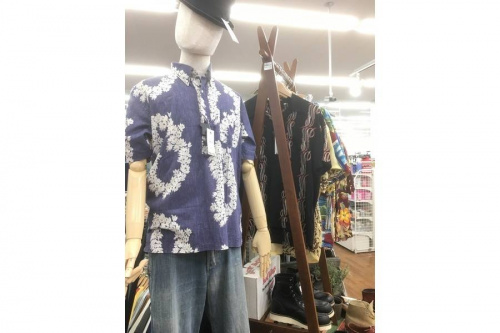メンズファッションのシャツ