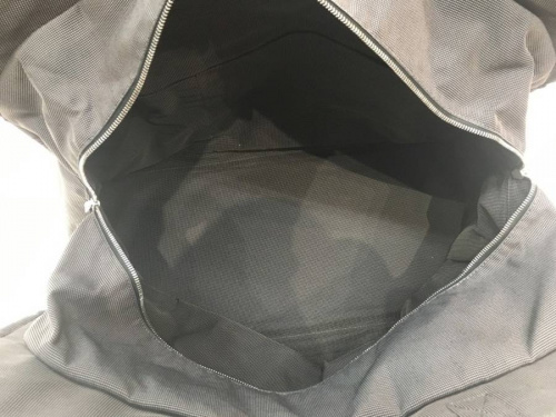トートバッグのグレー