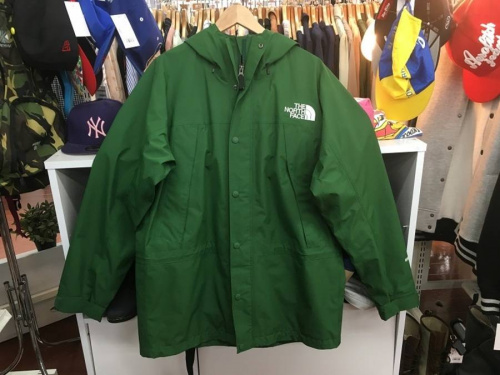 THE　NORTH　FACEのパーカー