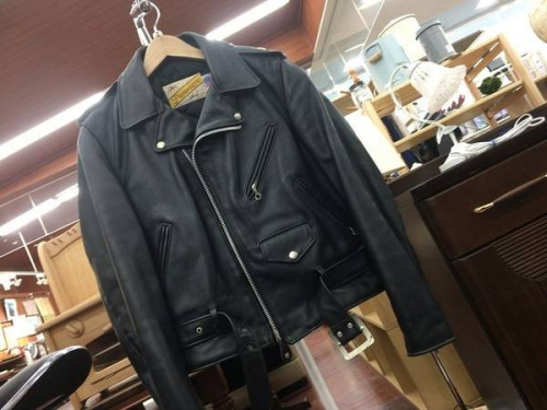 メンズファッションのレザー