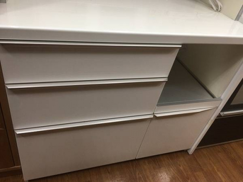 ホワイトの所沢店