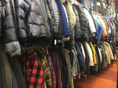 秋冬洋服の所沢店