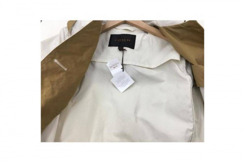 カナダグースのダウンジャケット