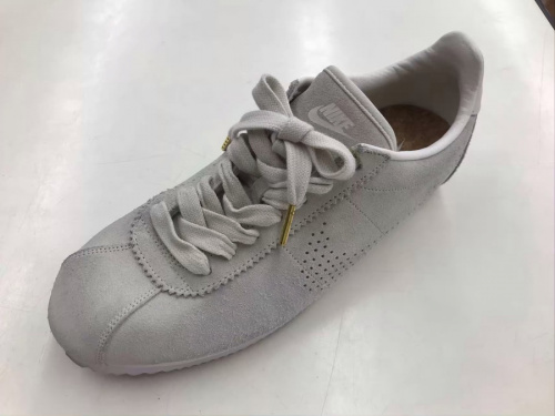 Newbalance　NIKEの所沢古着