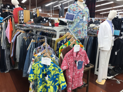 メンズファッションのシャツ