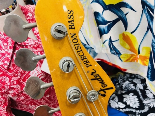 フェンダージャパン　ベース　中古のfender　中古　所沢