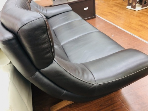 ソファのKARIMOKU 中古　所沢