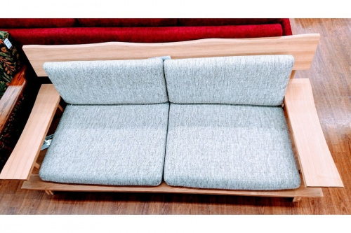 ソファーの所沢家具