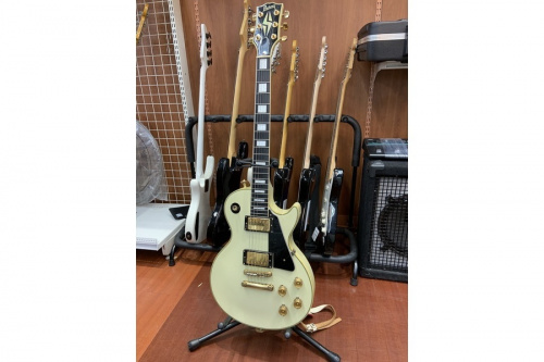 楽器のベース　ギター　中古　所沢