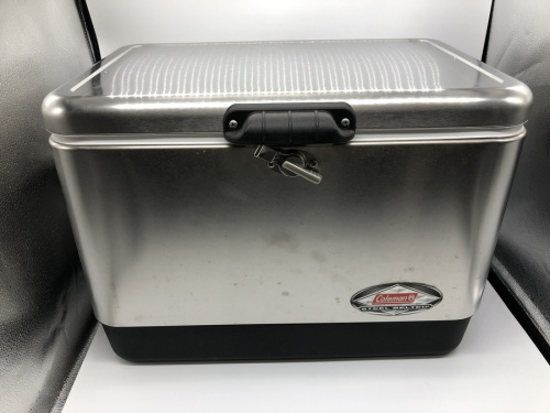 アウトドア用品のColeman