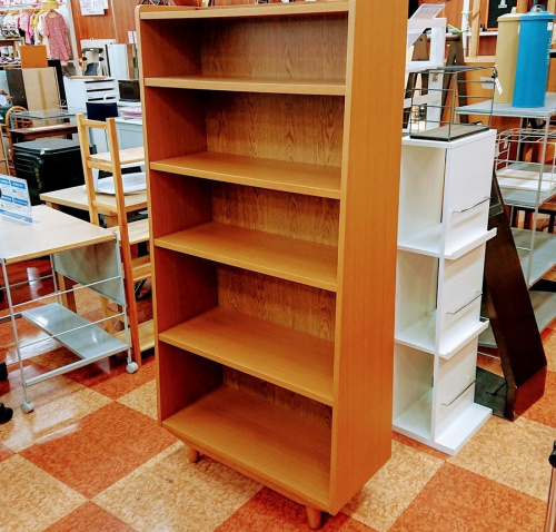 所沢　家具の秋津　家具